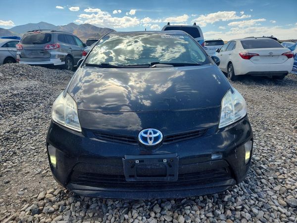 2014 TOYOTA PRIUS