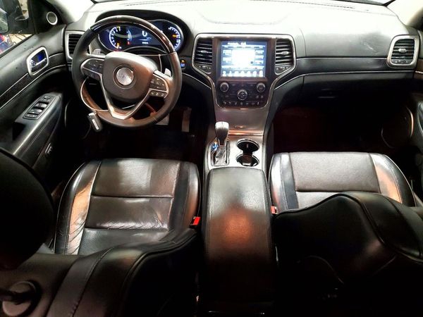 2017 JEEP GRAND CHEROKEE Summit