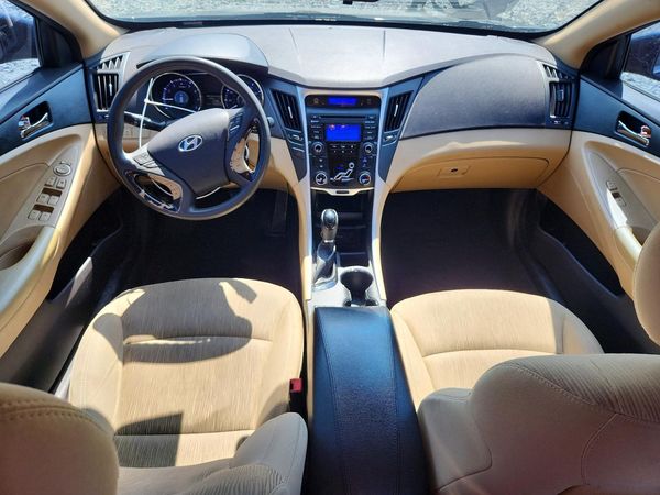 2013 HYUNDAI SONATA GLS/ GLS Popular