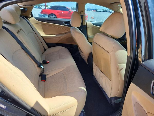 2013 HYUNDAI SONATA GLS/ GLS Popular