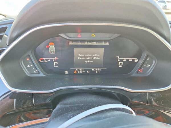 2020 AUDI Q3 quattro Premium Plus
