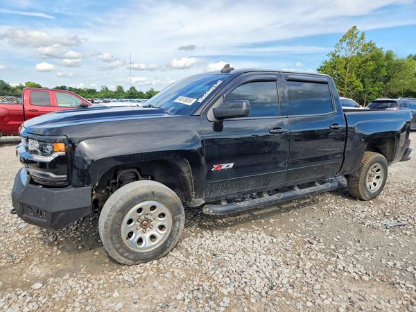 2017 CHEVROLET SILVERADO LTZ — Front 3/4