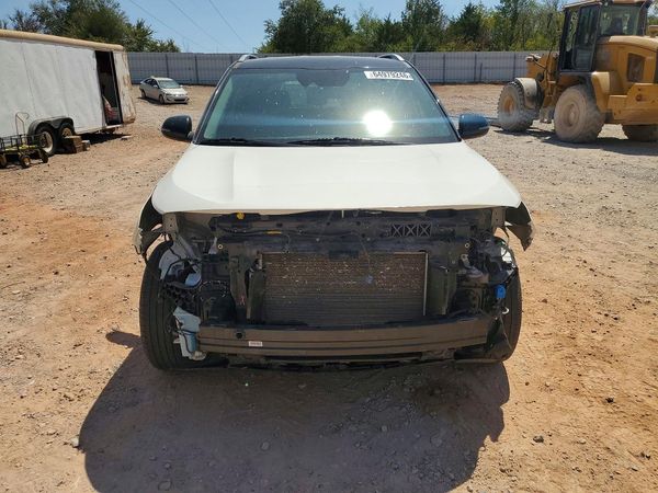 2024 KIA SELTOS S, X-Line