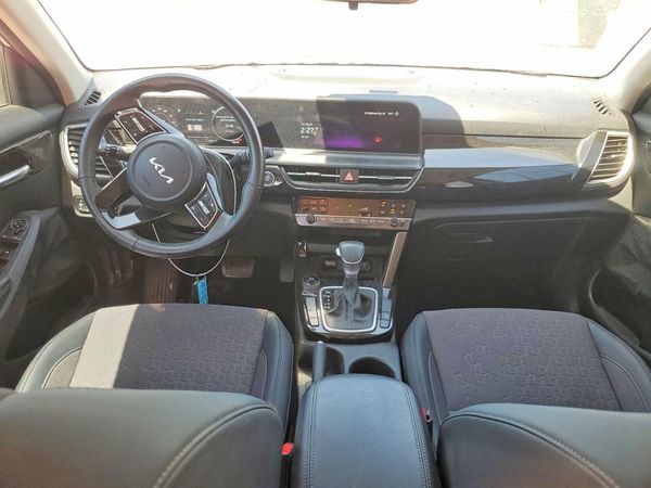 2024 KIA SELTOS S, X-Line