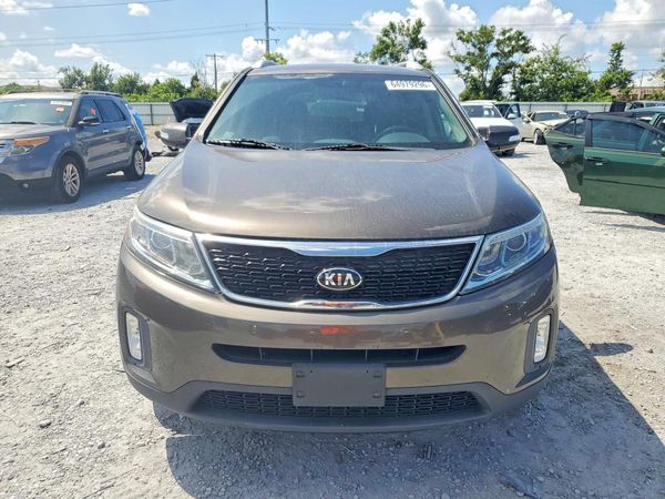 2015 KIA SORENTO GLS