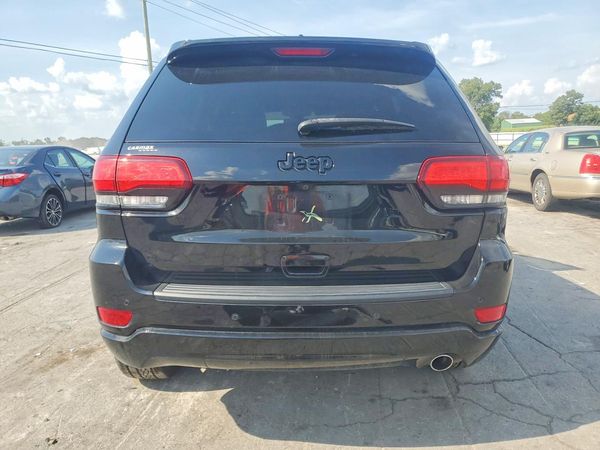2020 JEEP GRAND CHEROKEE Laredo