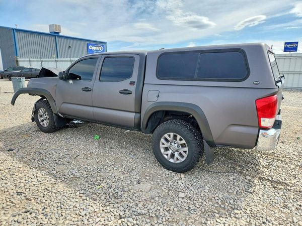 2017 TOYOTA TACOMA