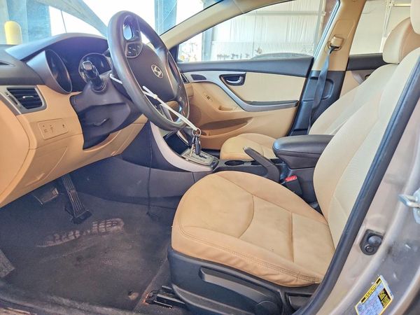 2013 HYUNDAI ELANTRA