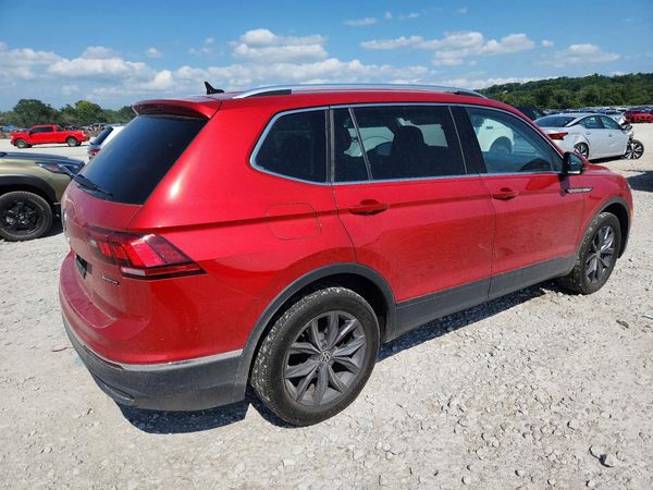 2022 VOLKSWAGEN TIGUAN 4Motion SE