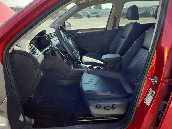 2022 VOLKSWAGEN TIGUAN 4Motion SE