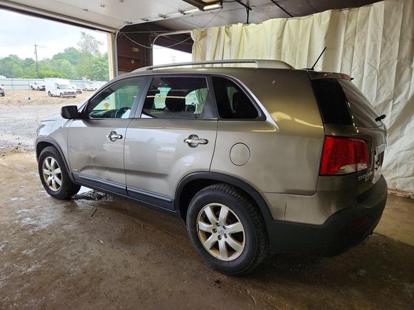 2013 KIA SORENTO Base / LX