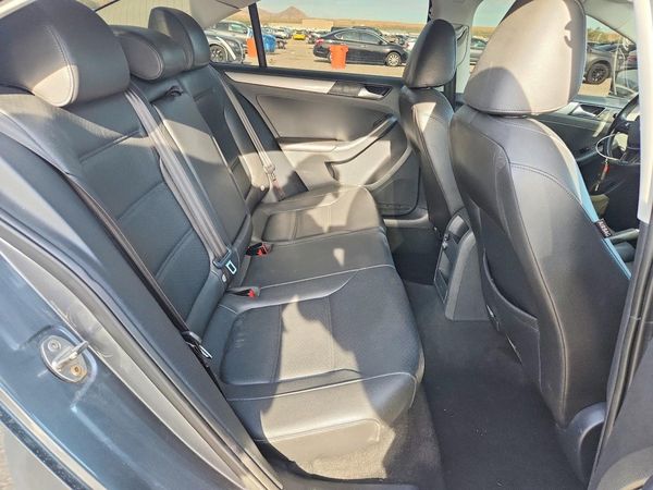2017 VOLKSWAGEN JETTA SE