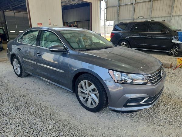 2018 VOLKSWAGEN PASSAT SE, SE w/ Technology