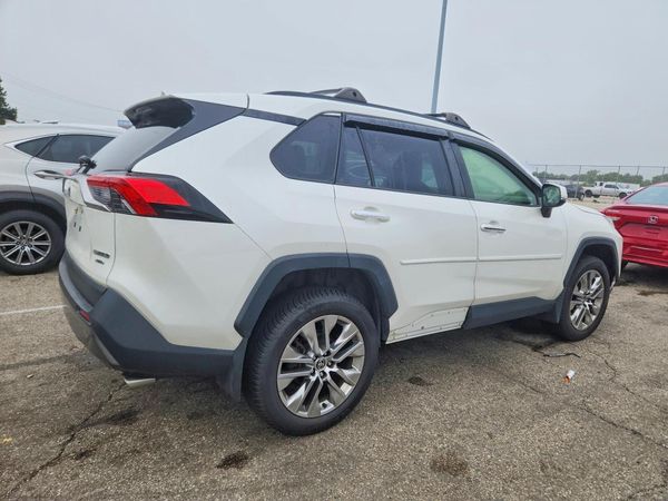 2020 TOYOTA RAV4 Limited