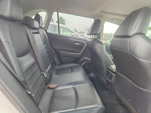 2020 TOYOTA RAV4 Limited