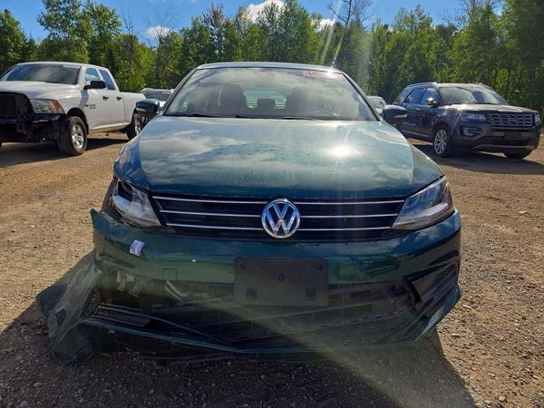 2017 VOLKSWAGEN JETTA SE