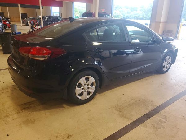 2017 KIA FORTE