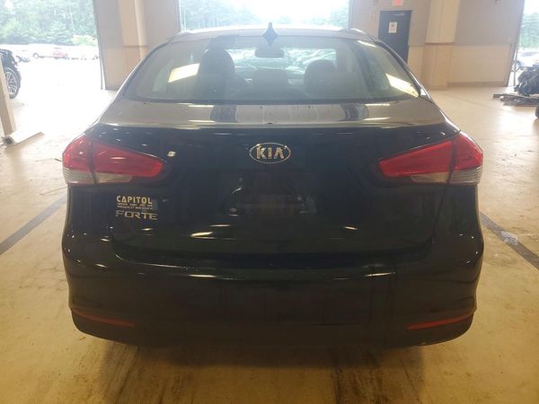 2017 KIA FORTE