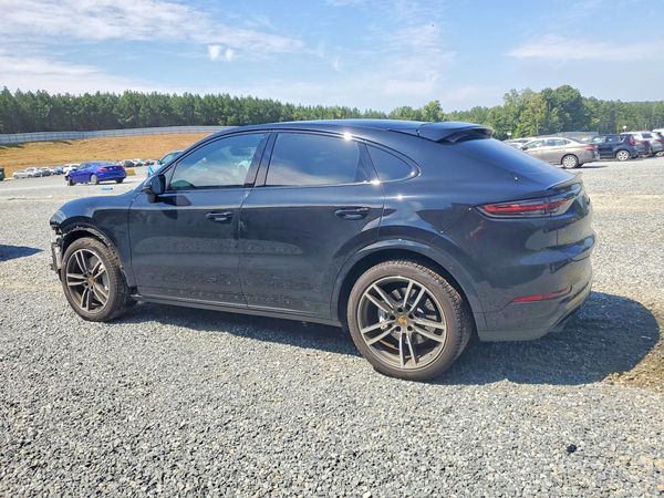 2020 PORSCHE CAYENNE