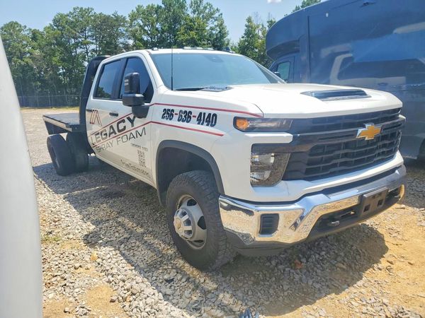 2024 CHEVROLET SILVERADO Work Truck — Passenger 3/4