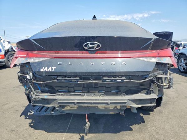 2023 HYUNDAI ELANTRA