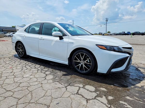 2021 TOYOTA CAMRY