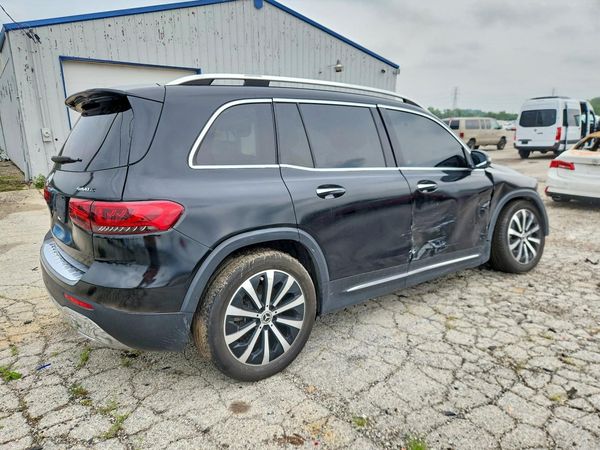 2021 MERCEDES-BENZ GLB GLB250-4M