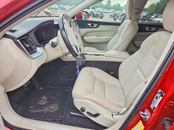 2020 VOLVO XC60