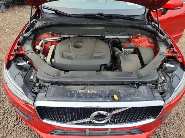 2020 VOLVO XC60