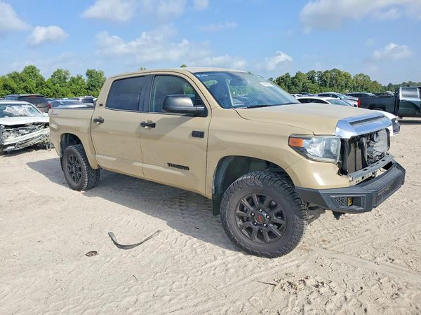 2020 TOYOTA TUNDRA