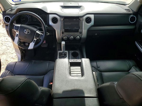 2020 TOYOTA TUNDRA