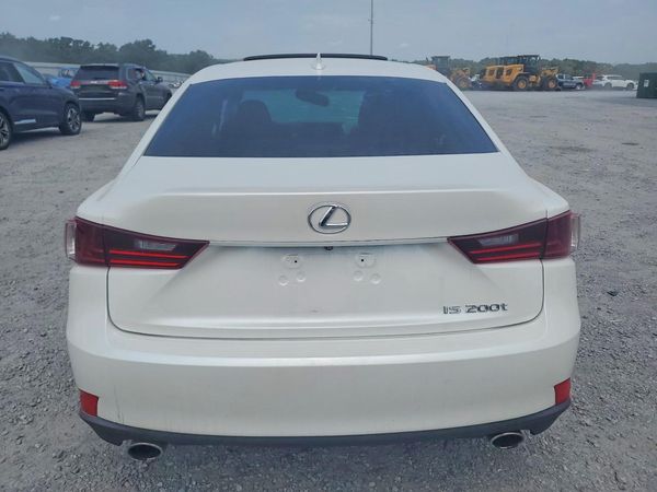 2016 LEXUS IS