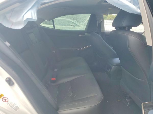 2016 LEXUS IS