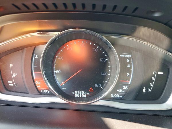 2016 VOLVO XC60 SV33 Premier