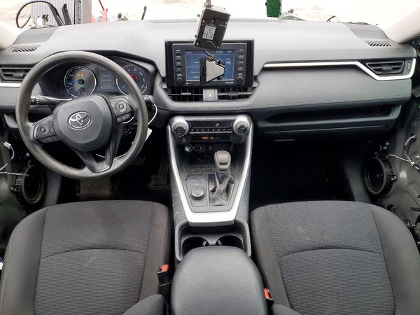 2020 TOYOTA RAV4 LE HV