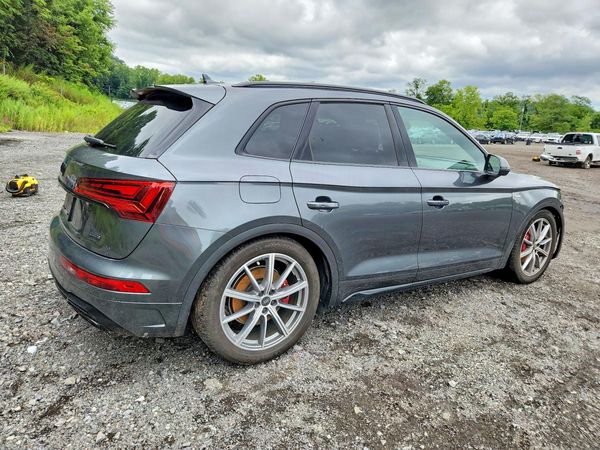 2024 AUDI Q5 E