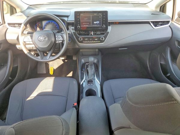 2022 TOYOTA COROLLA