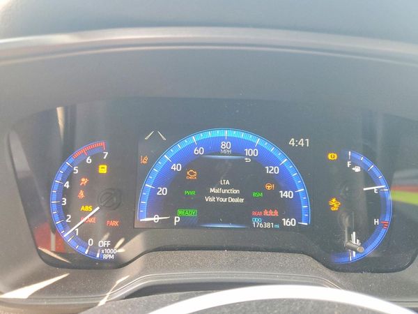 2022 TOYOTA COROLLA