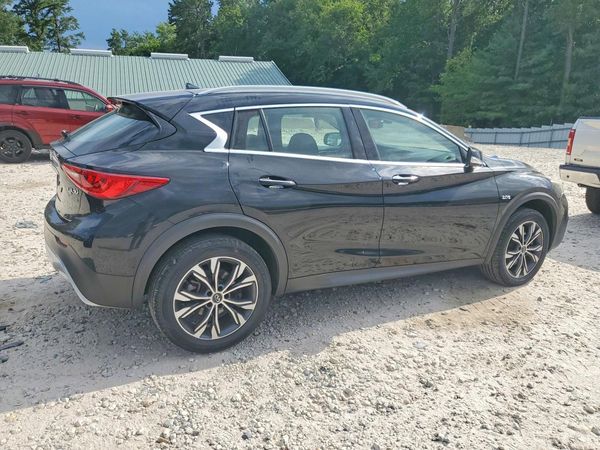 2018 INFINITI QX30