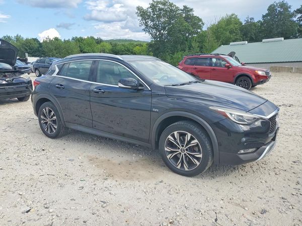 2018 INFINITI QX30