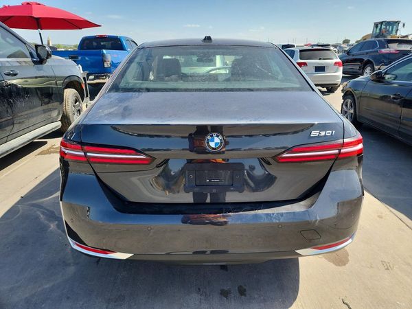 2025 BMW 530