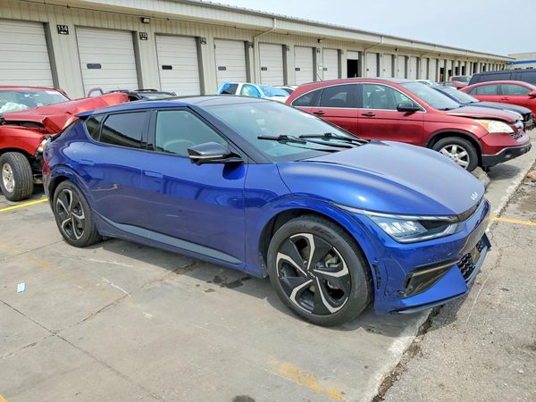 2022 KIA EV6