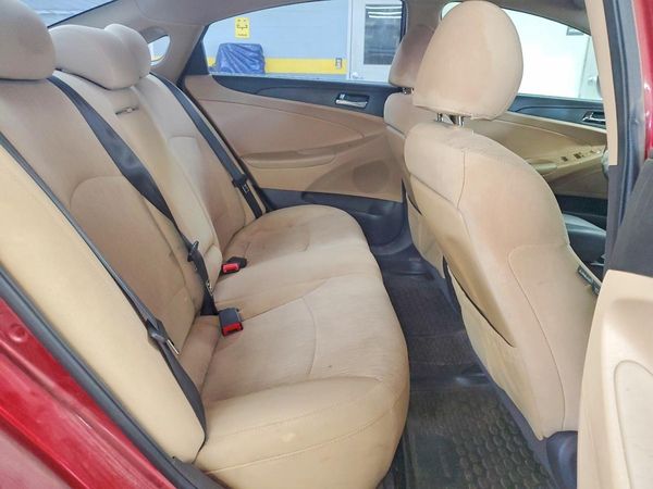 2013 HYUNDAI SONATA GLS/ GLS Popular