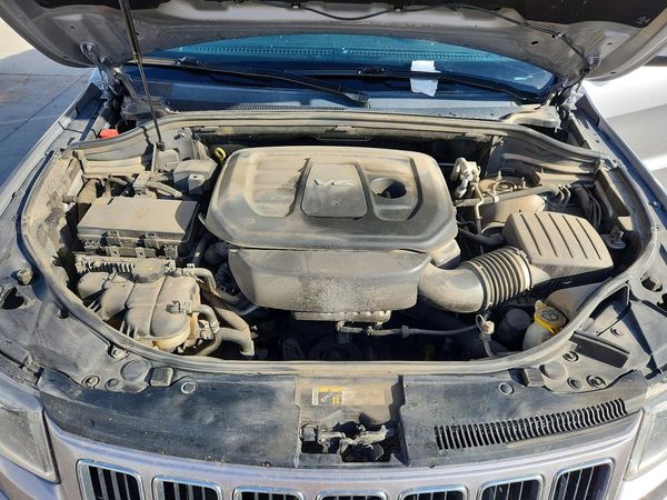 2016 JEEP GRAND CHEROKEE LAREDO 4X4