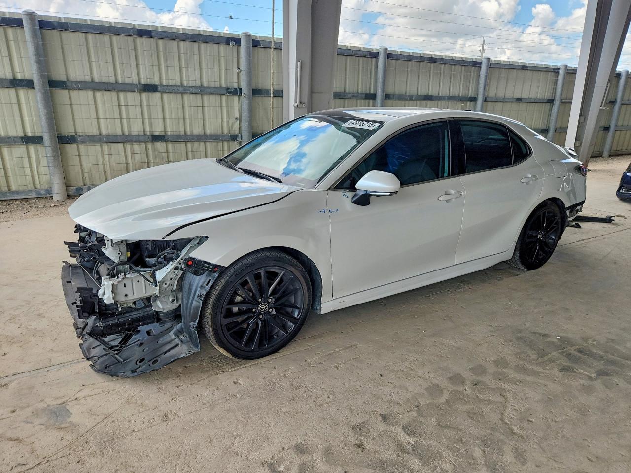 2024 TOYOTA CAMRY