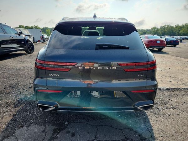 2026 GENESIS GV70