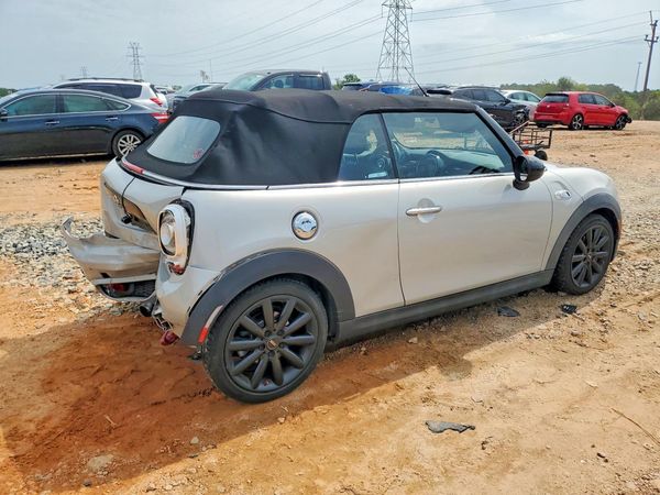 2016 MINI COOPER