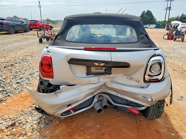 2016 MINI COOPER