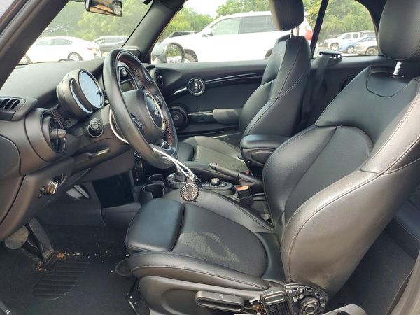 2016 MINI COOPER