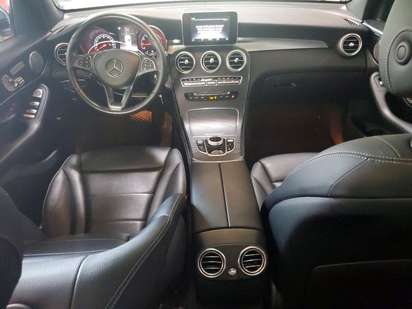 2018 MERCEDES-BENZ GLC GLC 300-4M